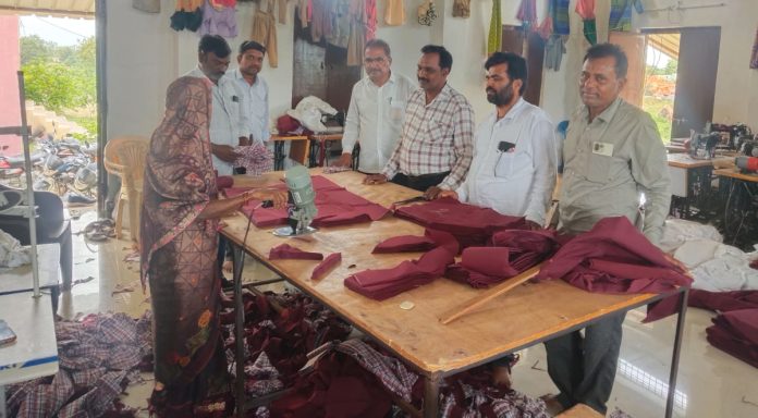 MPDO inspects uniform sewing center
