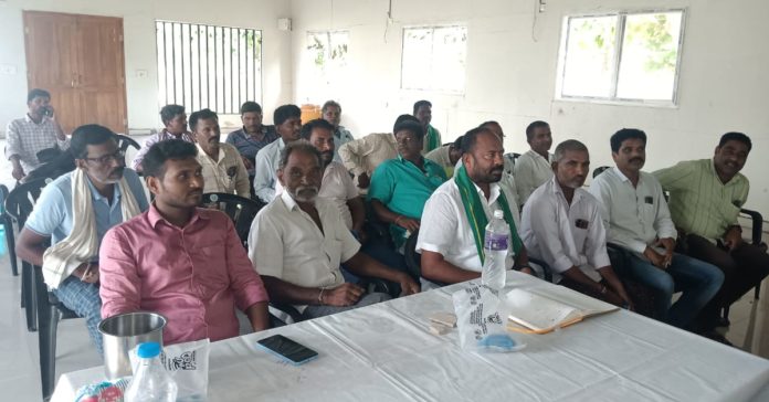 Majority.. farmers cant come to the stage.?
