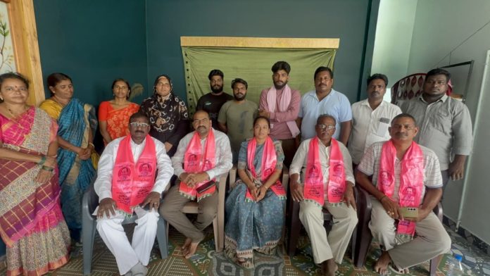 Make Chalo Poosugudem a success..