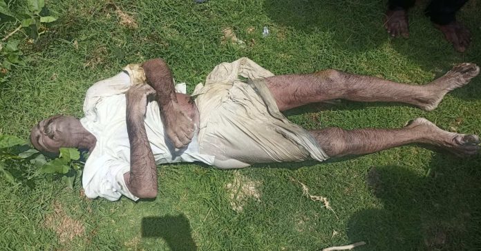 Man commits suicide by falling into pond..