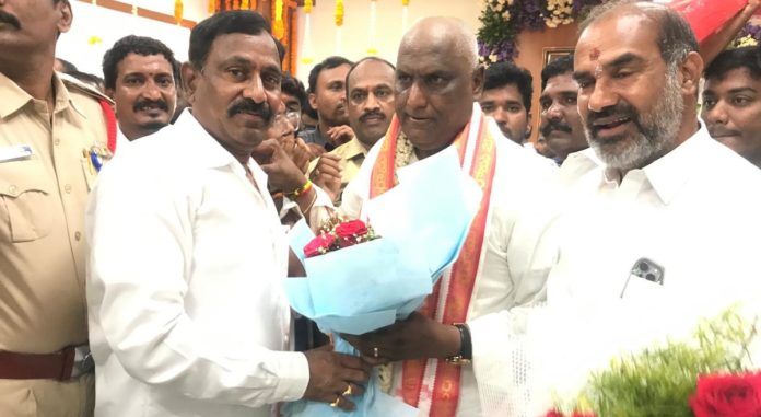 Manala meets Minister Laxman Kumar