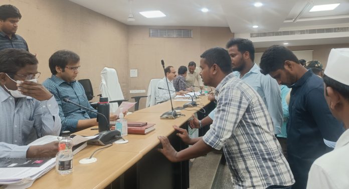 Meeting should be held with private educational institutions on fee extortion: SFI
