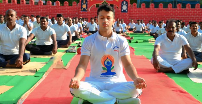 Mental peace through yoga: SP Sharat Chandra Pawar