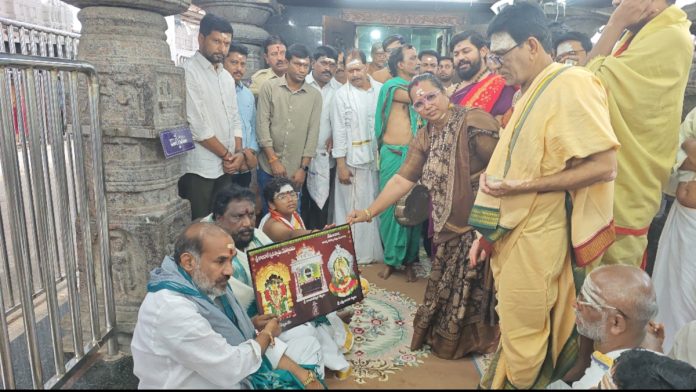 Minister Adluri Lakshman visits Rajanna