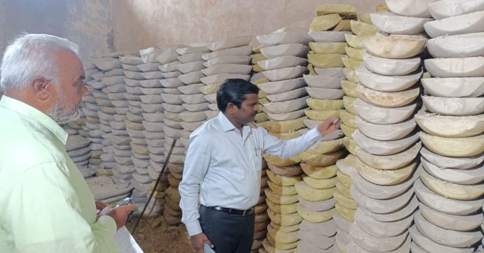 Municipal Commissioner inspects Ali Sagar filter beds