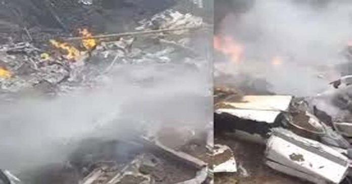 Plane crashes in Mexico
