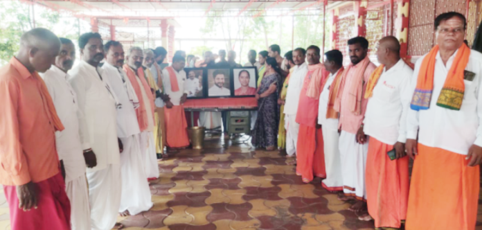 Portraits of CM, Ministers and MLAs anointed with oil