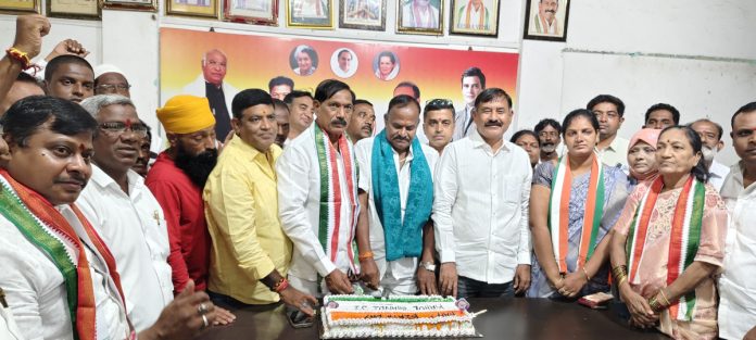 Rahul Gandhis birthday celebrated in grand style