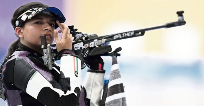 Bronze for Samra Kaur