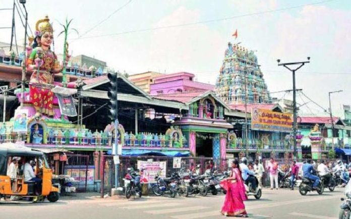 Special decoration with fruits and flowers for Yellamma of Balkampet