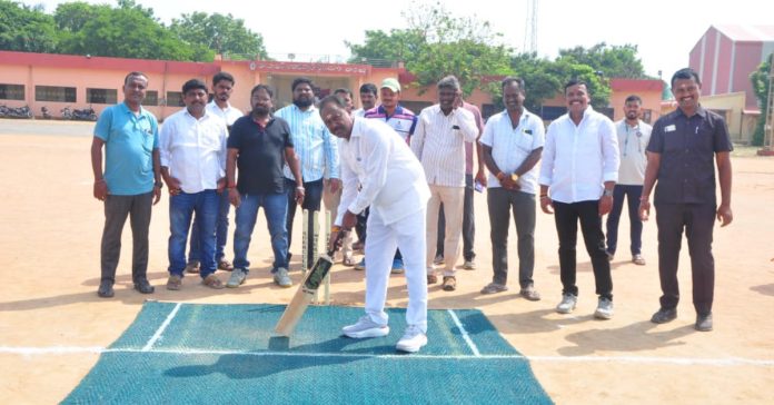 Sports are the only way to give youth a bright future.