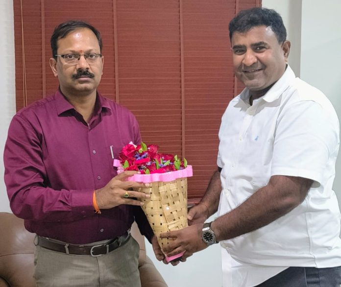 Sunil Kumar meets the Collector