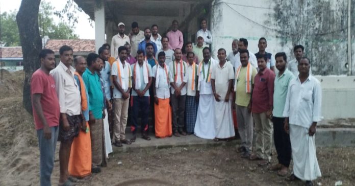 Talla Ravinder becomes the president of Peddathundla Grama Congress