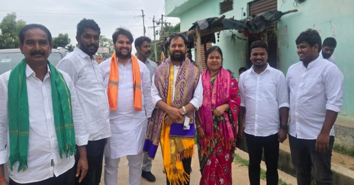 Tea party for MLC Addanki Dayakar