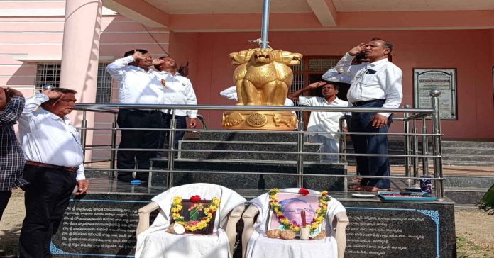 Telangana State Formation Day celebrations were held grandly in Tangallapalli Mandal.