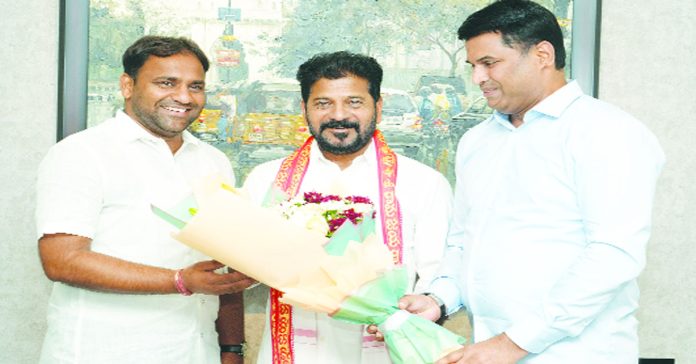 Faim meets the Chief Minister