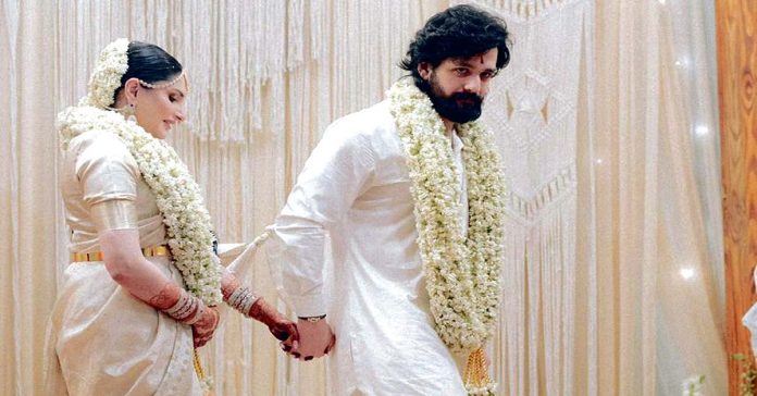 Akhil's grand wedding..