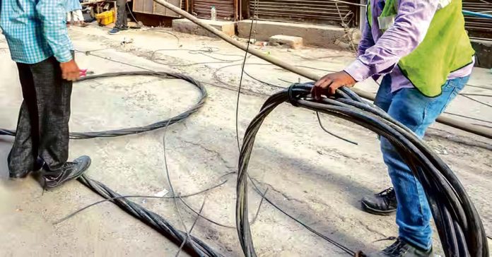 The electric wires were cut..