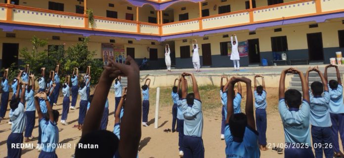 Yoga Day celebrated at Prashanthi School