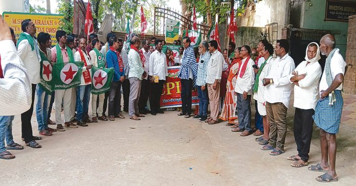 CPI(M) won by fighting illegal cases