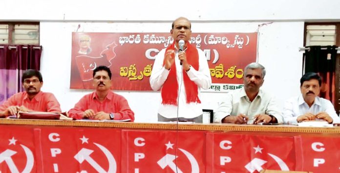 Solving public problems through struggle