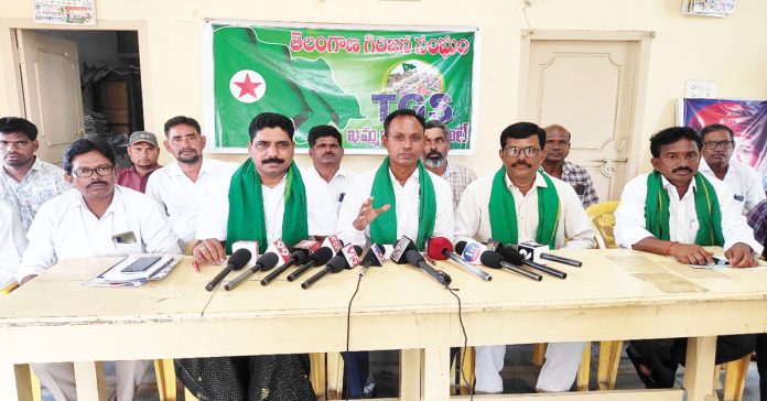 Fight to implement Congress promises