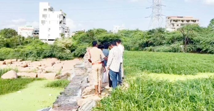 B.Tech student drowns in water, goes missing