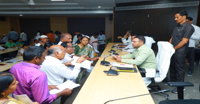 Arrangements should be made for the CM's visit.