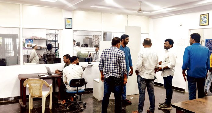 ACB searches at 'Peta' Sub-Registrar's office
