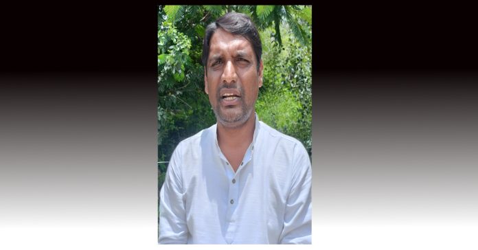 A case should be registered against the person who attacked with caste hatred.