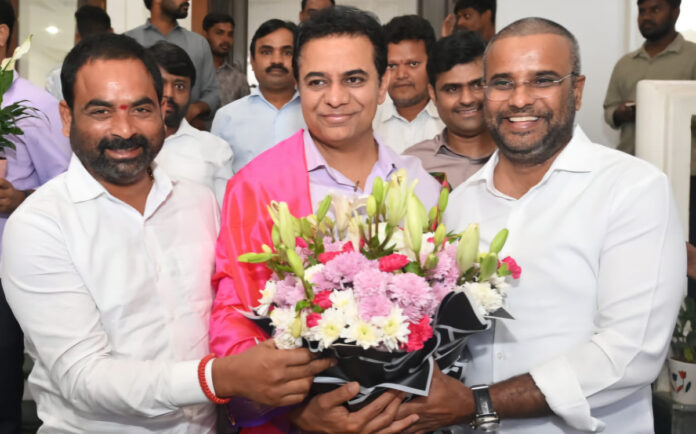 An outpouring of birthday wishes for KTR..