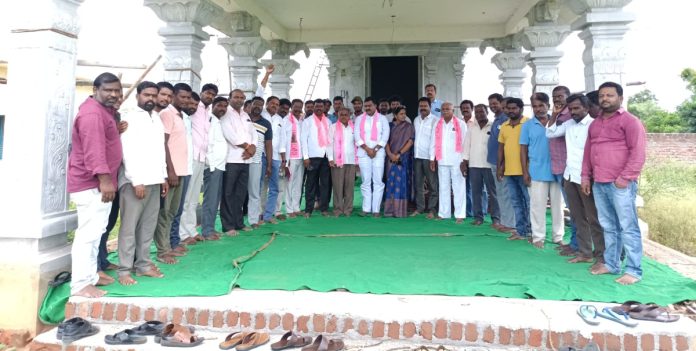 Congress government is hurting farmers