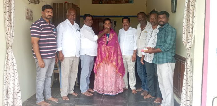 Congress leaders honored the student.
