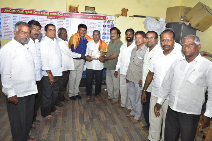 Diddi Satyam becomes the president of Handloom Association
