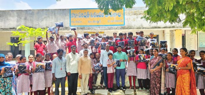 Distribution of sports days to students