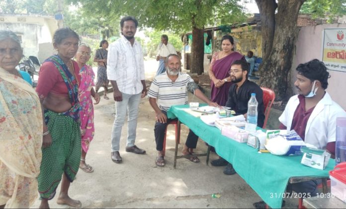 Free medical camp under the auspices of Jan Vikasa