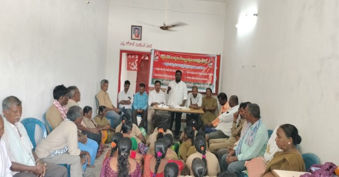 Gram Panchayat workers should be made permanent.