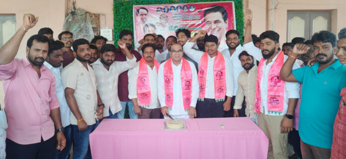 KTRs birthday celebrations in Ashwaraopet..