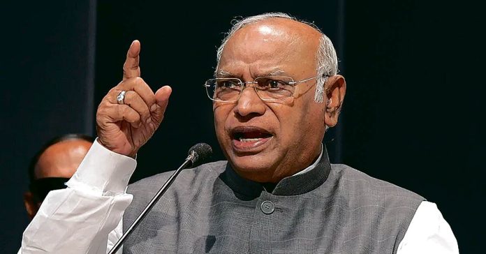 We will fight against any word in the Constitution that is touched: Kharge