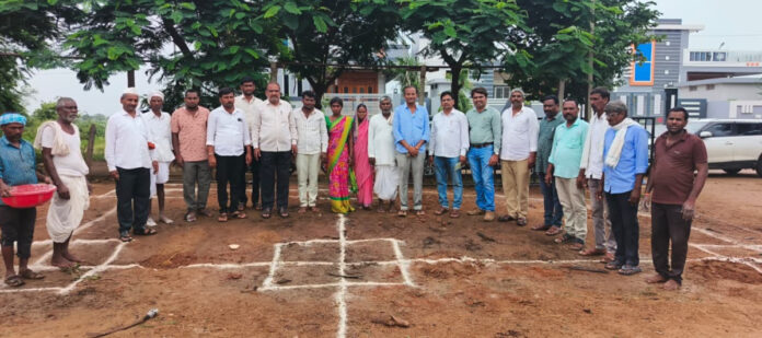 MPDO inaugurated Indiramma Indlu after being buried in Kemraj Kallali