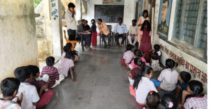 Medical examinations for students in government schools.