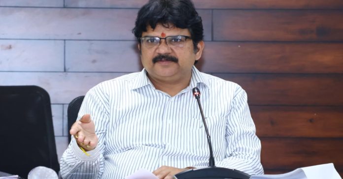 New Telangana effect.. Secretary suspended