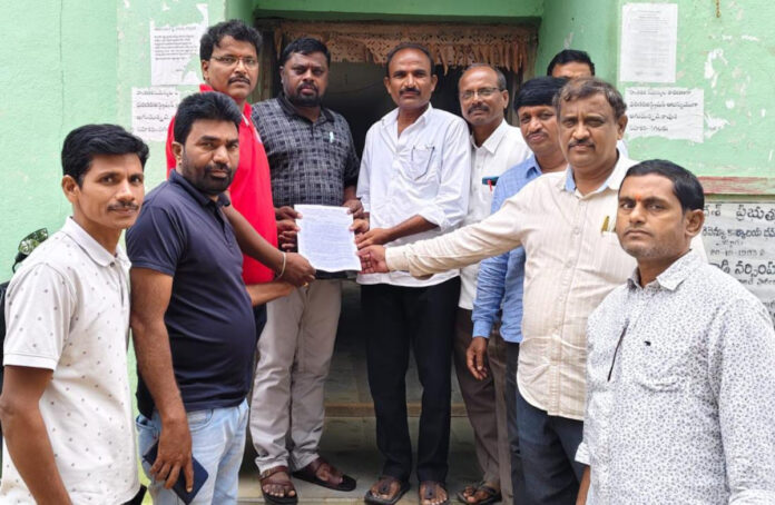 Request to the Tehsildar to resolve the problems of teachers