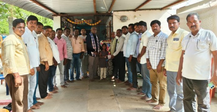 SSA employees show generosity