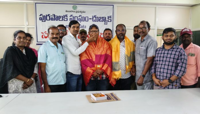 Srinath takes charge as Municipal AE