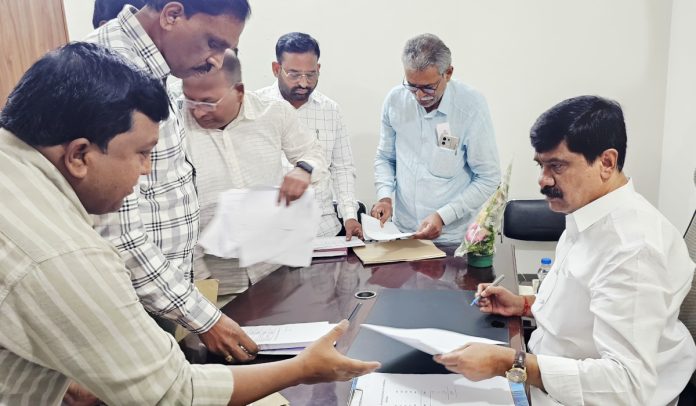 Tulam gold scheme should be started immediately: MLA Vemula