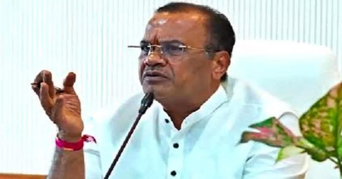 Minister Komatireddy