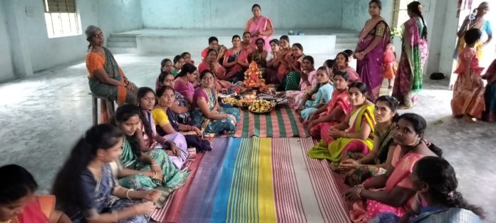 Women in the hustle and bustle of Shravan!