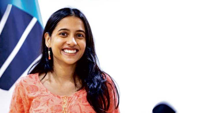 Divya in quarters, Humpy
