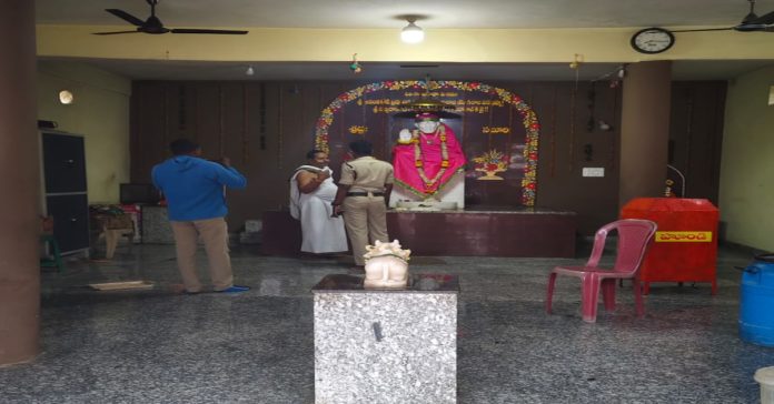 Looters are rampant in Sai Baba temple..